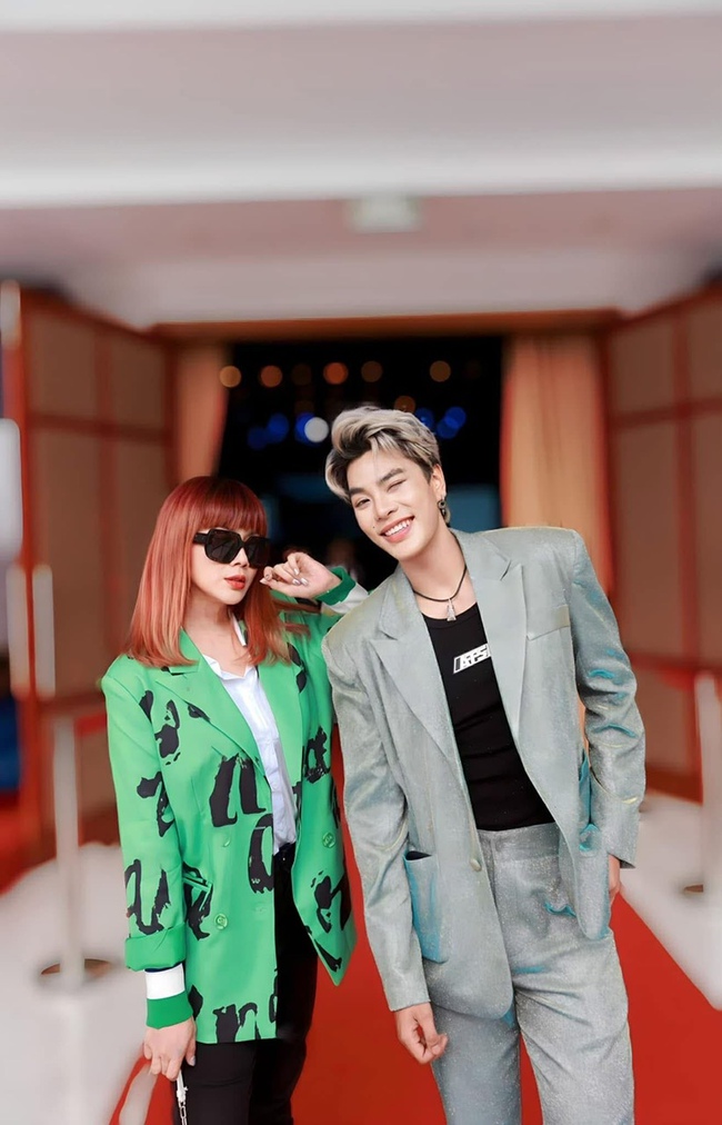 Kh&oacute; nhận ra &Aacute; qu&acirc;n Giọng h&aacute;t Việt nh&iacute; 2015 sau 10 năm - Ảnh 6.