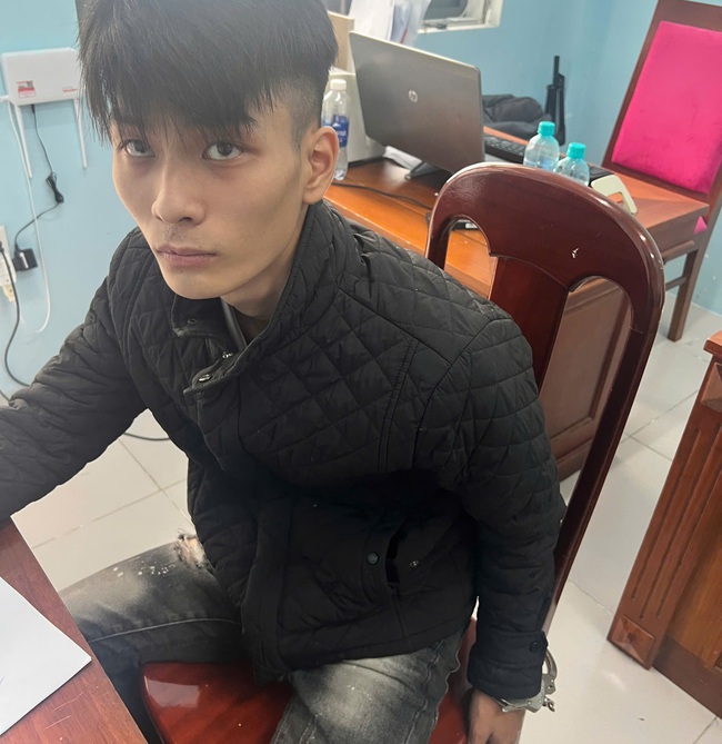 Nam thanh ni&ecirc;n l&agrave;m điều manh động với shipper ngay trung t&acirc;m Đ&agrave; Nẵng - Ảnh 1.