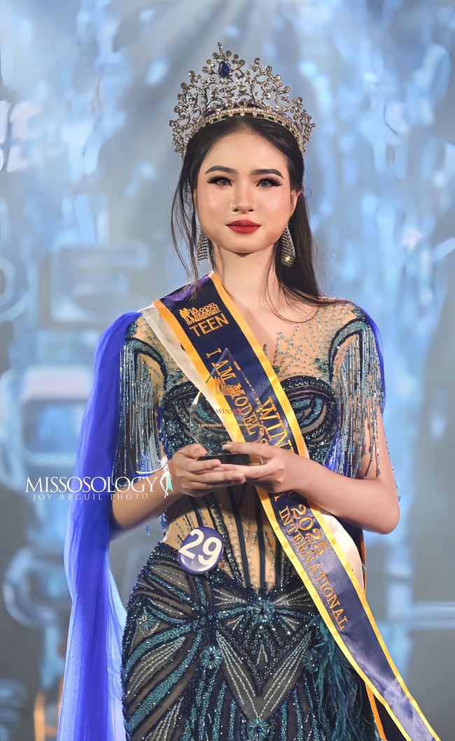 Nguyễn Vũ Tường Vy đăng quang Quán quân tại I am Models Search International 2025- Ảnh 4.