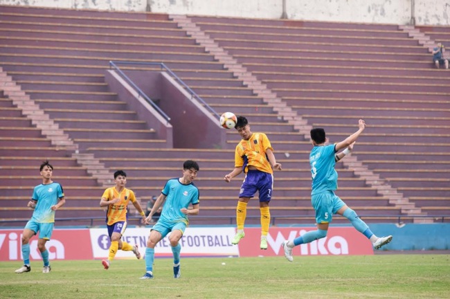 Diễn biến mới vụ CLB Phú Thọ bị FIFA đánh rớt hạng- Ảnh 1. Diễn biến mới vụ CLB Phú Thọ bị FIFA đánh rớt hạng- Ảnh 1.