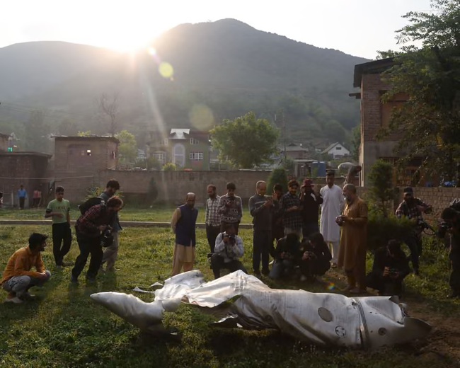 Xung đột Ấn Độ - Pakistan: Số người chết tăng nhanh- Ảnh 1. Xung đột Ấn Độ - Pakistan: Số người chết tăng nhanh- Ảnh 1.