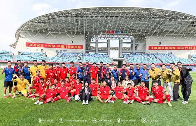 U16 Việt Nam ngược dòng thắng U16 Ả Rập Saudi 2-1- Ảnh 1. U16 Việt Nam ngược dòng thắng U16 Ả Rập Saudi 2-1- Ảnh 1.