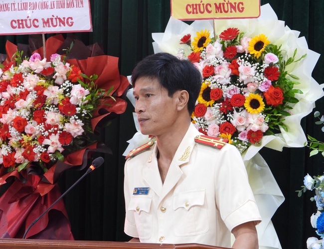 Thượng tá Trần Minh Nguyên giữ chức vụ Phó Giám đốc Công an TP Đà Nẵng- Ảnh 2. Thượng tá Trần Minh Nguyên giữ chức vụ Phó Giám đốc Công an TP Đà Nẵng- Ảnh 2.