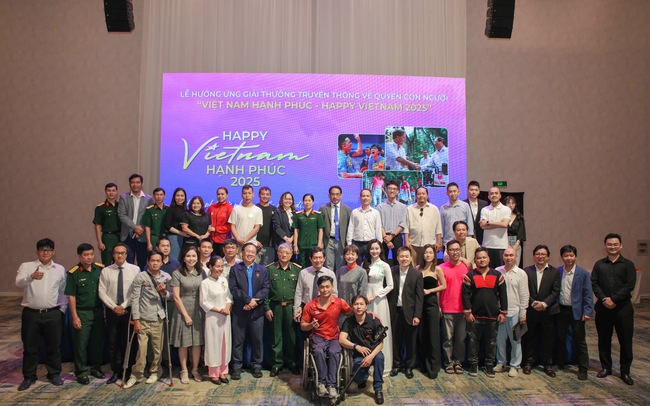 “Happy Vietnam 2025”: Lan tỏa giá trị quyền con người bằng nghệ thuật và cộng đồng- Ảnh 3. “Happy Vietnam 2025”: Lan tỏa giá trị quyền con người bằng nghệ thuật và cộng đồng- Ảnh 3.