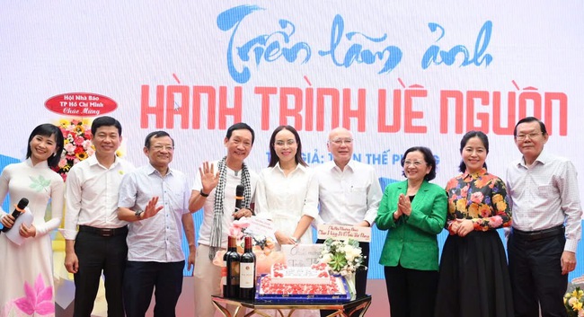 “Hành trình về nguồn” của Nguyễn Thế Phong - Ảnh 1. “Hành trình về nguồn” của Nguyễn Thế Phong - Ảnh 1.