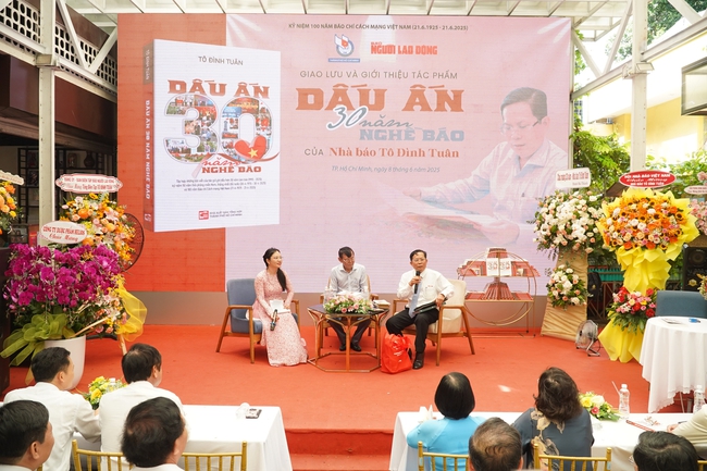Nhiều lãnh đạo, đồng nghiệp, bạn đọc chúc mừng nhà báo Tô Đình Tuân- Ảnh 1. Nhiều lãnh đạo, đồng nghiệp, bạn đọc chúc mừng nhà báo Tô Đình Tuân- Ảnh 1.
