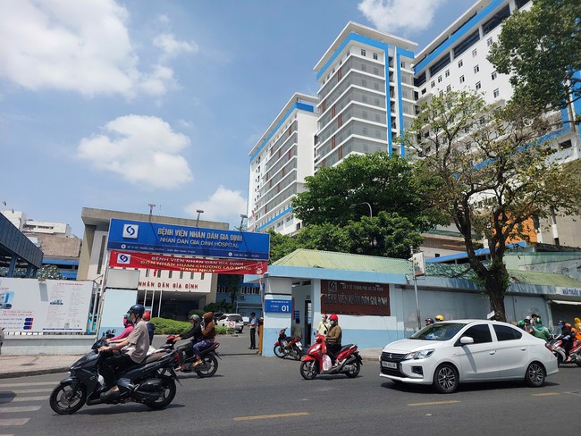 Công an TP HCM tìm người thân 4 người tử vong ở Bệnh viện Nhân dân Gia Định- Ảnh 1. Công an TP HCM tìm người thân 4 người tử vong ở Bệnh viện Nhân dân Gia Định- Ảnh 1.