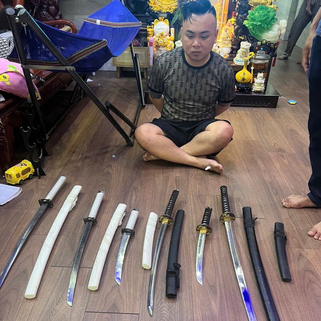Phá đường dây phạm pháp của Trung AK và đồng bọn- Ảnh 2. Phá đường dây phạm pháp của Trung AK và đồng bọn- Ảnh 2.