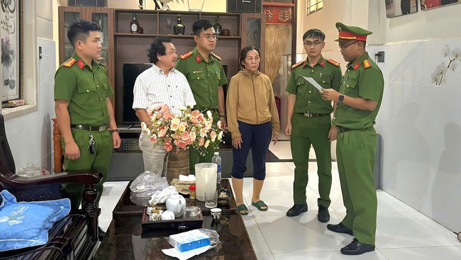Đầu bếp bị tạm giữ hình sự vì đặt mua "đồ hiếm" về đãi khách- Ảnh 2. Đầu bếp bị tạm giữ hình sự vì đặt mua "đồ hiếm" về đãi khách- Ảnh 2.