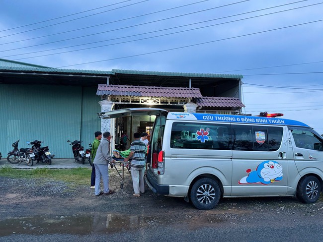 Người đàn ông bị điện giật tử vong khi phụ giúp nối điện tại công trình xây nhà cho em gái- Ảnh 1. Người đàn ông bị điện giật tử vong khi phụ giúp nối điện tại công trình xây nhà cho em gái- Ảnh 1.