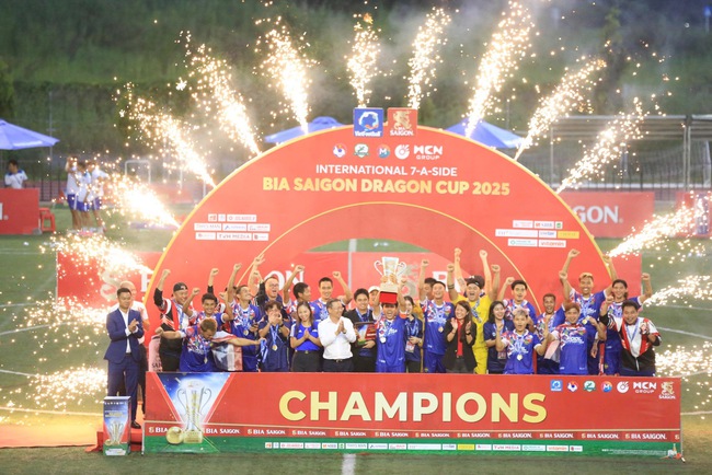 Thua tuyển Thái Lan, Việt Nam mất chức vô địch Giải bóng đá 7 người quốc tế trên sân nhà- Ảnh 2.