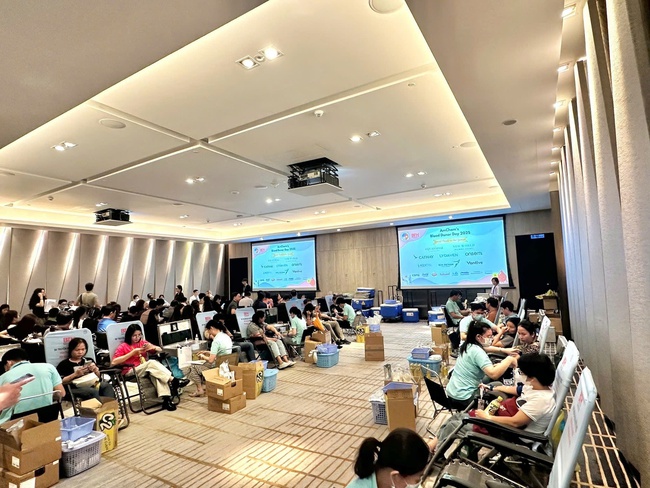 AmCham nối dài hành trình nhân ái với hơn 650 đơn vị máu hiến tặng - Ảnh 1.