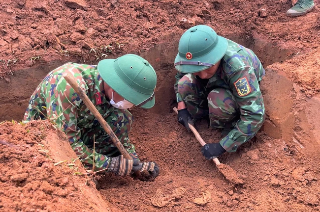 Phát hiện nhiều hài cốt liệt sĩ ở Quảng Trị- Ảnh 2. Phát hiện nhiều hài cốt liệt sĩ ở Quảng Trị- Ảnh 2.