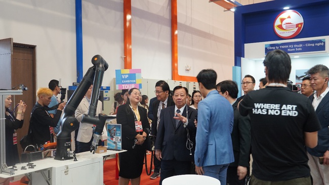 Bosch Rexroth tham gia triển lãm tự động hoá thế giới tại Việt Nam- Ảnh 2. Bosch Rexroth tham gia triển lãm tự động hoá thế giới tại Việt Nam- Ảnh 2.