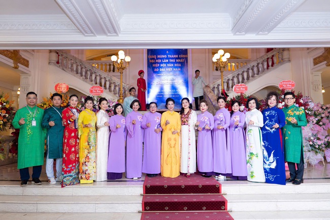 Áo dài Việt – Di sản trường tồn”- Ảnh 1.