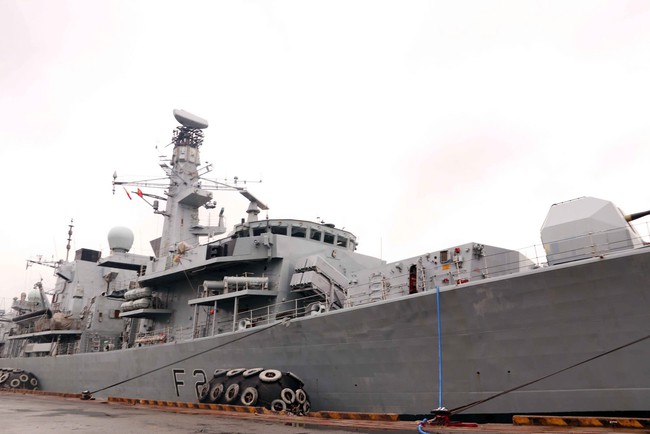 Tàu Hải quân Anh HMS Richmond trở lại Việt Nam- Ảnh 4. Tàu Hải quân Anh HMS Richmond trở lại Việt Nam- Ảnh 4.