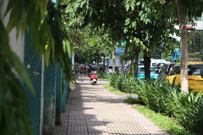 TP HCM: Mất 22 phút để đi qua tuyến đường hơn 1 km- Ảnh 2.