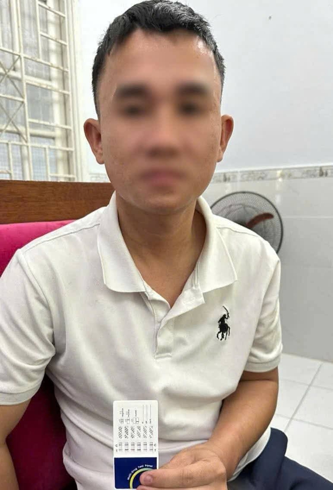 Nữ sinh vi&ecirc;n 19 tuổi bị c&aacute;n bộ "dỏm" lừa đảo - Ảnh 1.