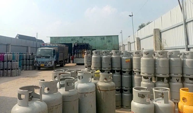 Triệt ph&aacute; đường d&acirc;y sản xuất gas giả nh&atilde;n hiệu ở T&acirc;y Ninh , TPHCM v&agrave; miền T&acirc;y - Ảnh 1.