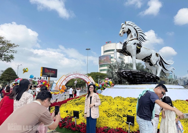Quảng Trị  dẫn đầu cuộc b&igrave;nh chọn linh vất ngựa đẹp nhất Tết B&iacute;nh Ngọ - Ảnh 4.