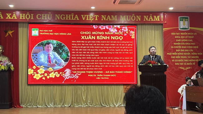 Kh&ocirc;ng tặng v&eacute; xe, trường tặng &ldquo;thứ n&agrave;y&rdquo; để sinh vi&ecirc;n chủ động về qu&ecirc; ăn Tết - Ảnh 1.