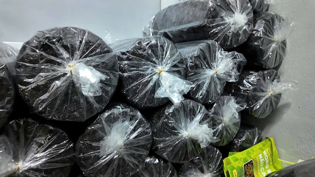 Rong biển nấu ch&aacute;o trẻ em đội lốt h&agrave;ng Việt, thực chất nhập Trung Quốc - Ảnh 4.