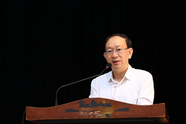 Ứng cử vi&ecirc;n ĐBQH cam kết th&uacute;c đẩy hạ tầng, nh&agrave; ở c&ocirc;ng nh&acirc;n trước cử tri T&acirc;n Hưng - Ảnh 3.