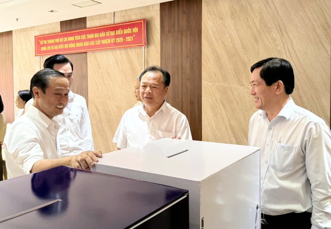 C&aacute;c điểm bỏ phiếu tại chung cư , khu nh&agrave; trọ sẵn s&agrave;ng cho Ng&agrave;y hội non s&ocirc;ng 2026 - Ảnh 2.