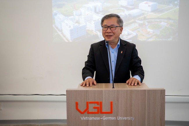 Cơ hội mới cho Việt Nam trong chuỗi gi&aacute; trị b&aacute;n dẫn to&agrave;n cầu - Ảnh 1.