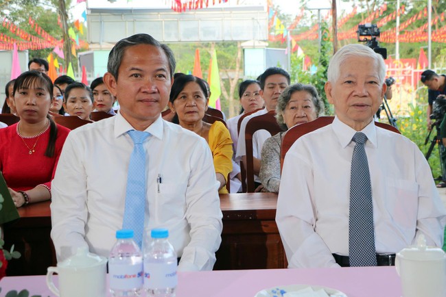 Chủ tịch HĐND TPHCM Võ Văn Minh giữ trọn lời hứa trong Bầu cử 2026 - Ảnh 1.