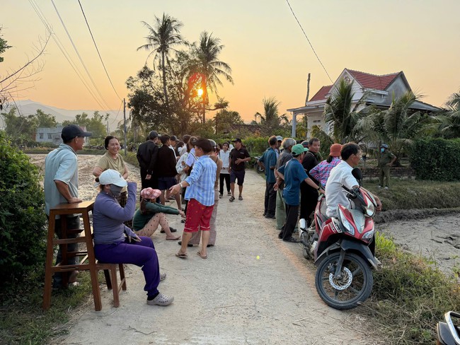 Ch&aacute;y nh&agrave; ở Gia Lai, nhiều người tử vong, nghi l&agrave; 4 b&agrave; ch&aacute;u - Ảnh 1.