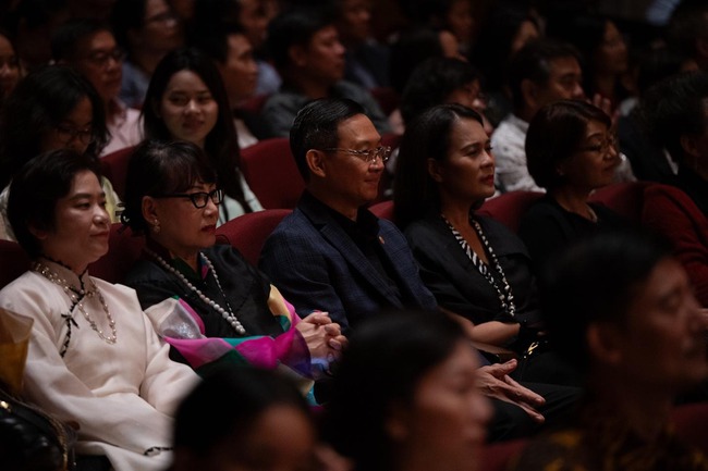 Đêm nhạc Trịnh Công Sơn tại Singapore: Nơi âm nhạc kết nối cộng đồng, lan tỏa bản sắc Việt - Ảnh 1.