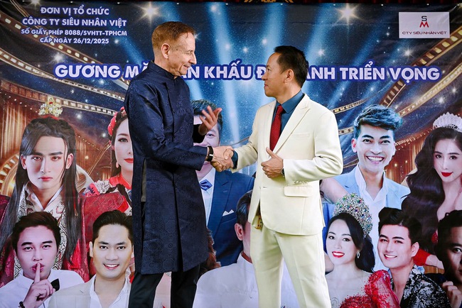 Bác sĩ Nguyễn Ngọc Nhơn đi tìm tài năng điện ảnh - Ảnh 2.