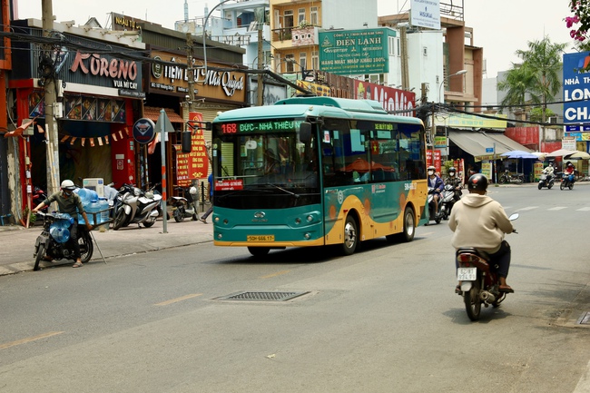 TPHCM dự chi 930 tỉ đồng miễn v&eacute; xe bu&yacute;t năm 2026 - Ảnh 1.