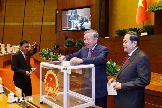 Thirty-nine senior leadership positions to be elected this week - Ảnh 2.