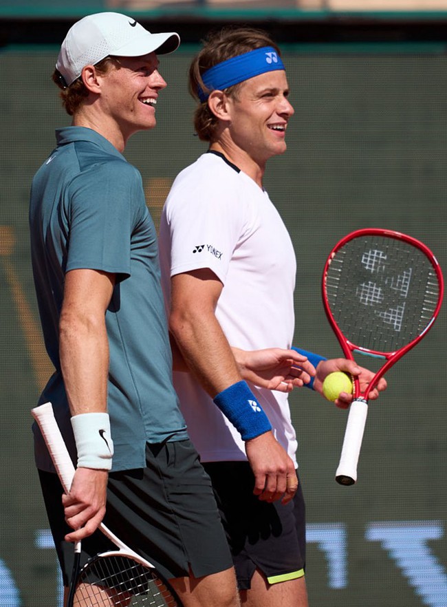 Sinner bỏ rơi đồng đội ở đ&ocirc;i nam Monte Carlo Masters 2026 - Ảnh 1.
