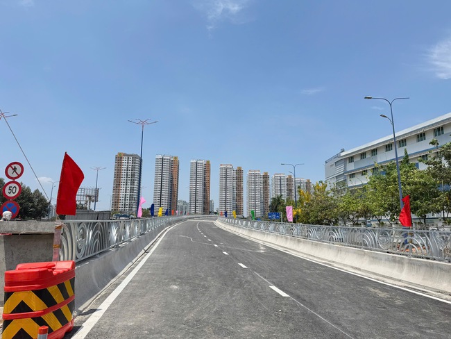 Th&ocirc;ng xe cầu vượt N3 n&uacute;t giao An Ph&uacute; - Ảnh 3.