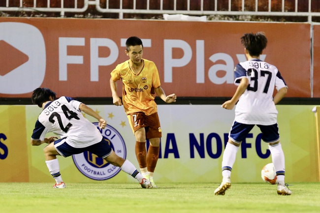 X&aacute;c định tứ kết U14 Festival b&oacute;ng đ&aacute; U14 Gia Lai 2026: 4 đại diện Việt Nam g&oacute;p mặt - Ảnh 1.