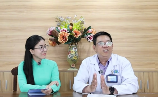 B&aacute;c sĩ khuyến c&aacute;o bệnh nh&acirc;n sợ nội soi coi chừng bỏ lỡ "thời điểm v&agrave;ng" - Ảnh 1.