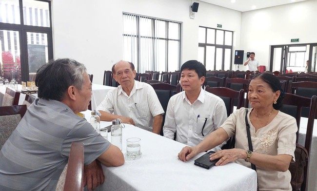 Phường trung t&acirc;m Đ&agrave; Nẵng lo sinh kế cho hơn 600 hộ b&aacute;n vỉa h&egrave; - Ảnh 2.
