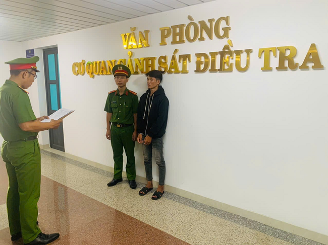 Bắt tạm giam đối tượng giao cấu với b&eacute; g&aacute;i 14 tuổi - Ảnh 1.