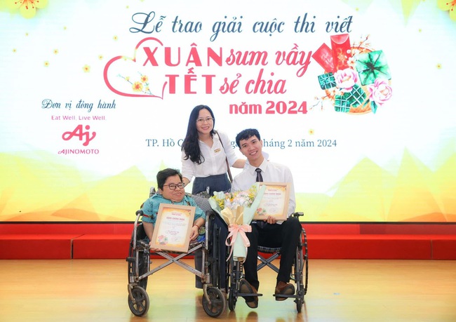 Cuộc thi viết "T&ocirc;i y&ecirc;u th&agrave;nh phố của t&ocirc;i": Những nhịp cầu kết nối t&acirc;m hồn - Ảnh 4.