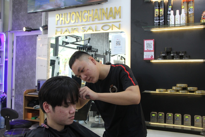 Những bác sĩ “xuyên” Việt cứu người- Ảnh 13.