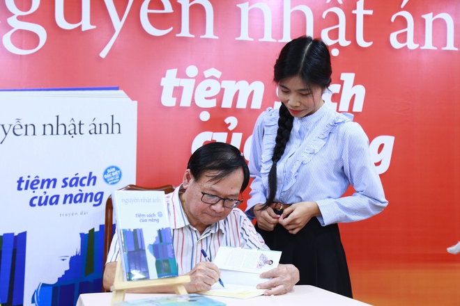 Nhà văn Nguyễn Nhật Ánh thắp lửa yêu thương trong "Tiệm sách của nàng"- Ảnh 7.