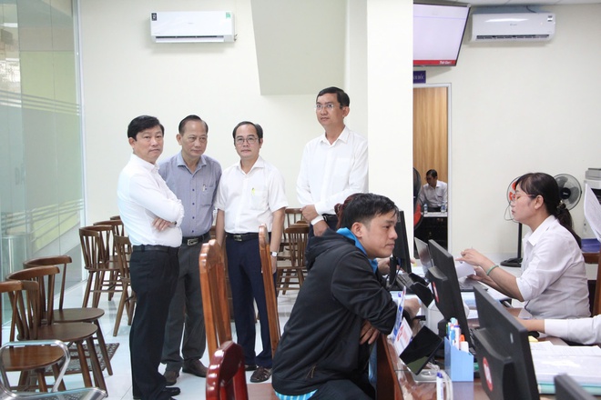 Chủ tịch HĐND TP HCM Võ Văn Minh yêu cầu lập quy hoạch, kết nối với đường Vành Đai 3 - Ảnh 4.