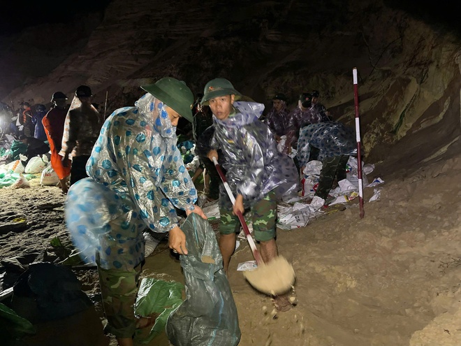 - Ảnh 7. - Ảnh 7.