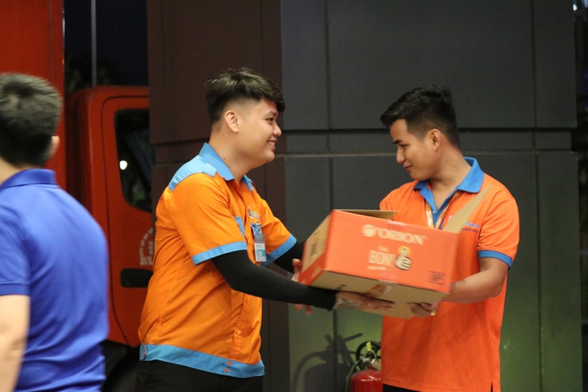 TPHCM không ngủ vì miền Trung thân yêu - Ảnh 11.