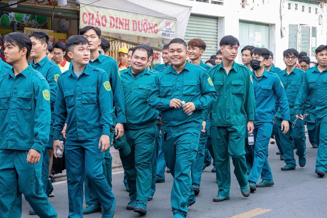 Hơn 2.000 người cùng nhau đi bộ ở phường Thủ Đức - Ảnh 5.