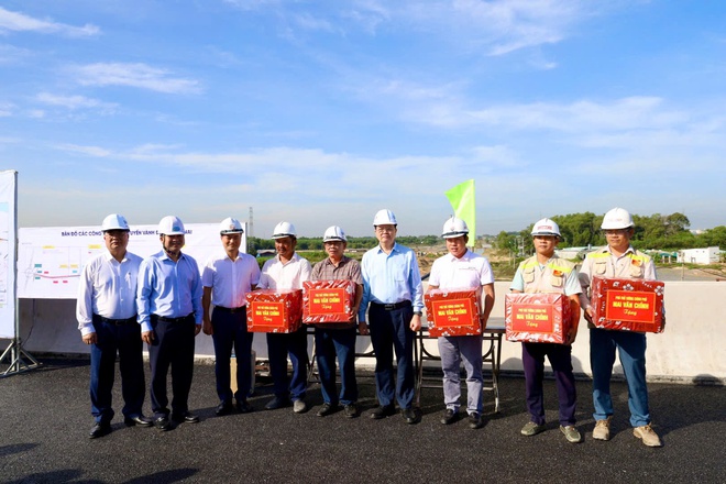 Những cây số Vành đai 3 đầu tiên sắp thông xe đạt tiến độ ra sao? - Ảnh 10.