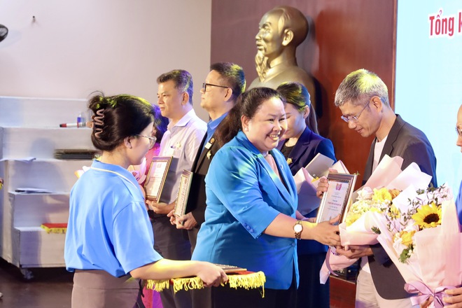 C&ocirc;ng đo&agrave;n khối đại học, cao đẳng TP HCM: Chỗ dựa của đo&agrave;n vi&ecirc;n - lao động trong gi&aacute;o dục đổi mới - Ảnh 9.